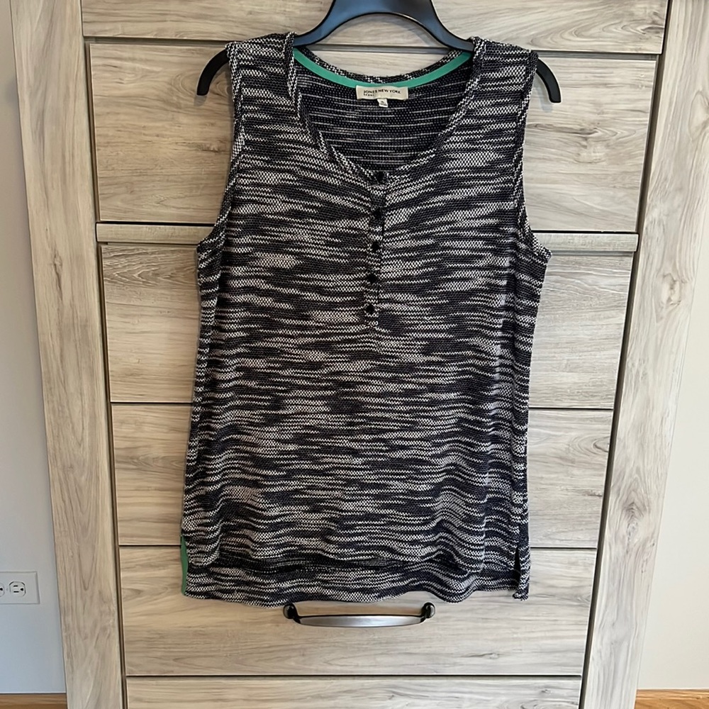 Jones New York Navy and White Sleeveless Top - Size XL